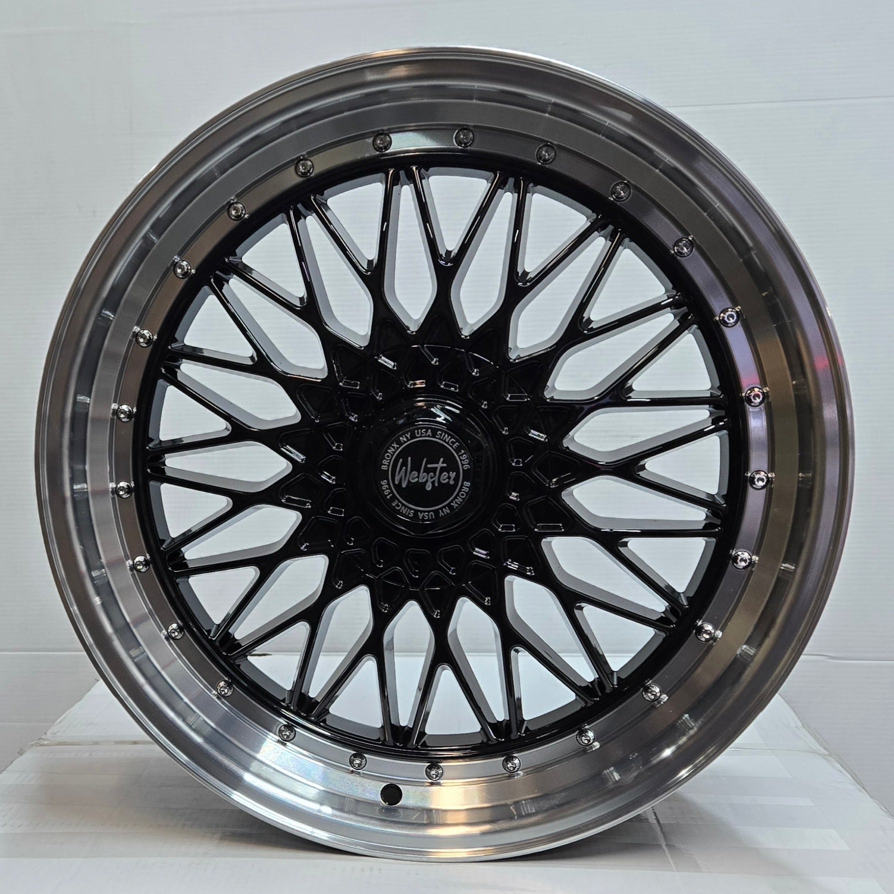 GWG RS1 20x8.5 BLANK GLOSS BLACK MACHINED LIP