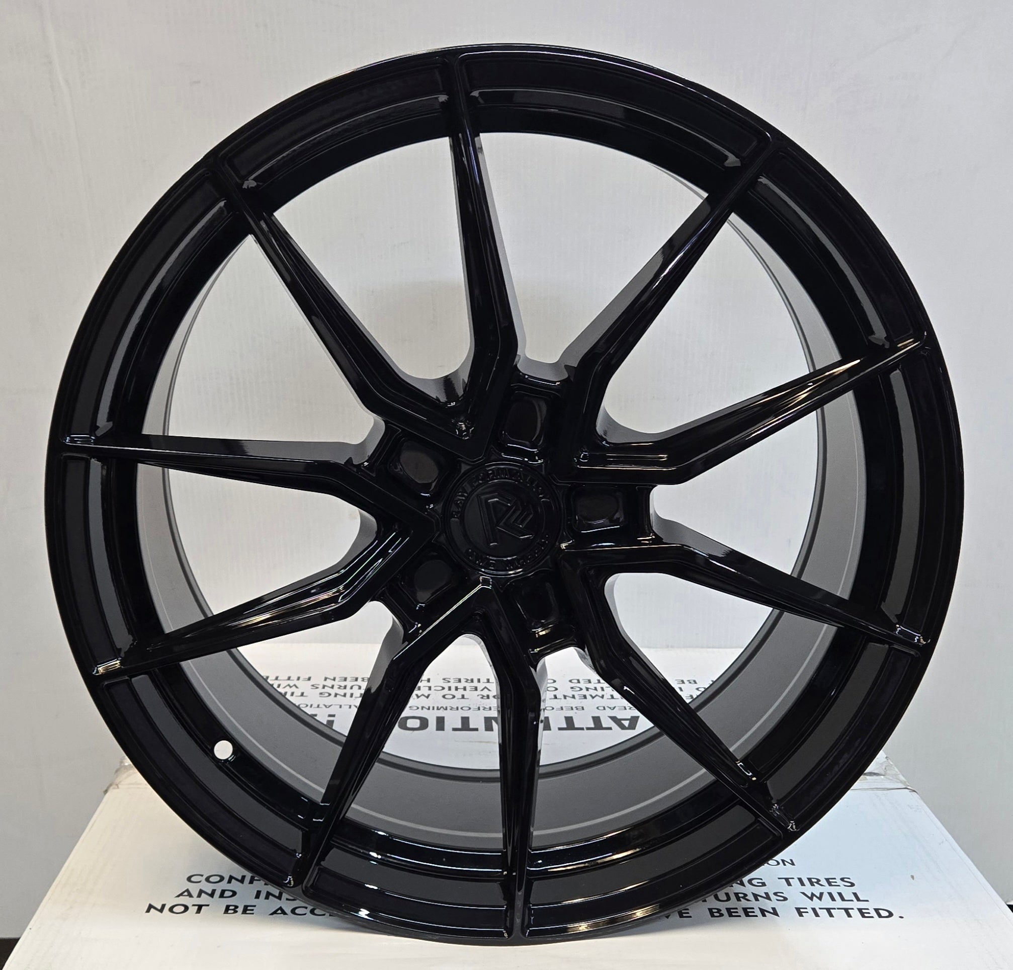 GWG RF4 19x8.5 BLANK GLOSS BLACK