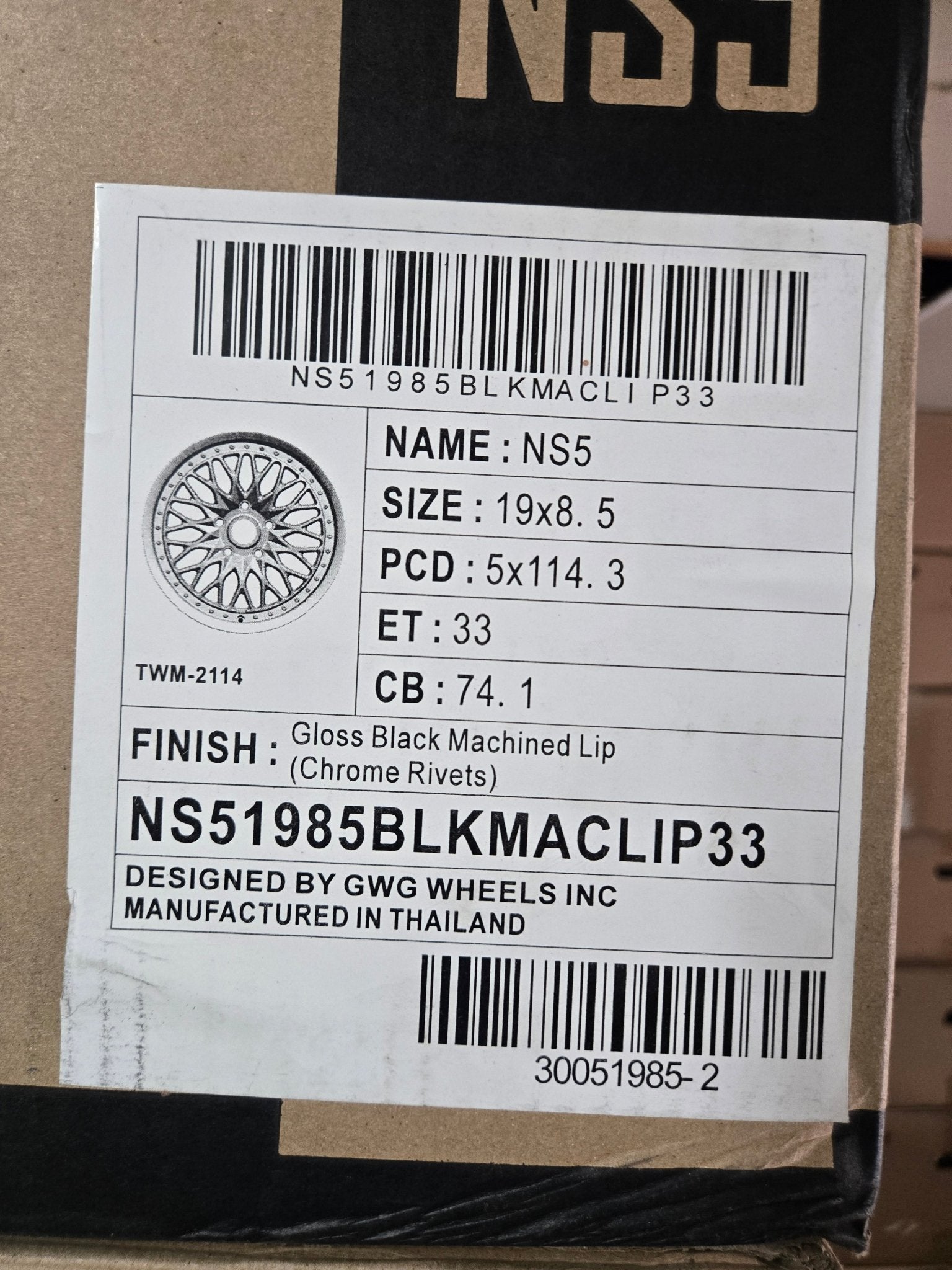 GWG NS5 19x8.5 5x114.3 GLOSS BLACK MACHINED LIP