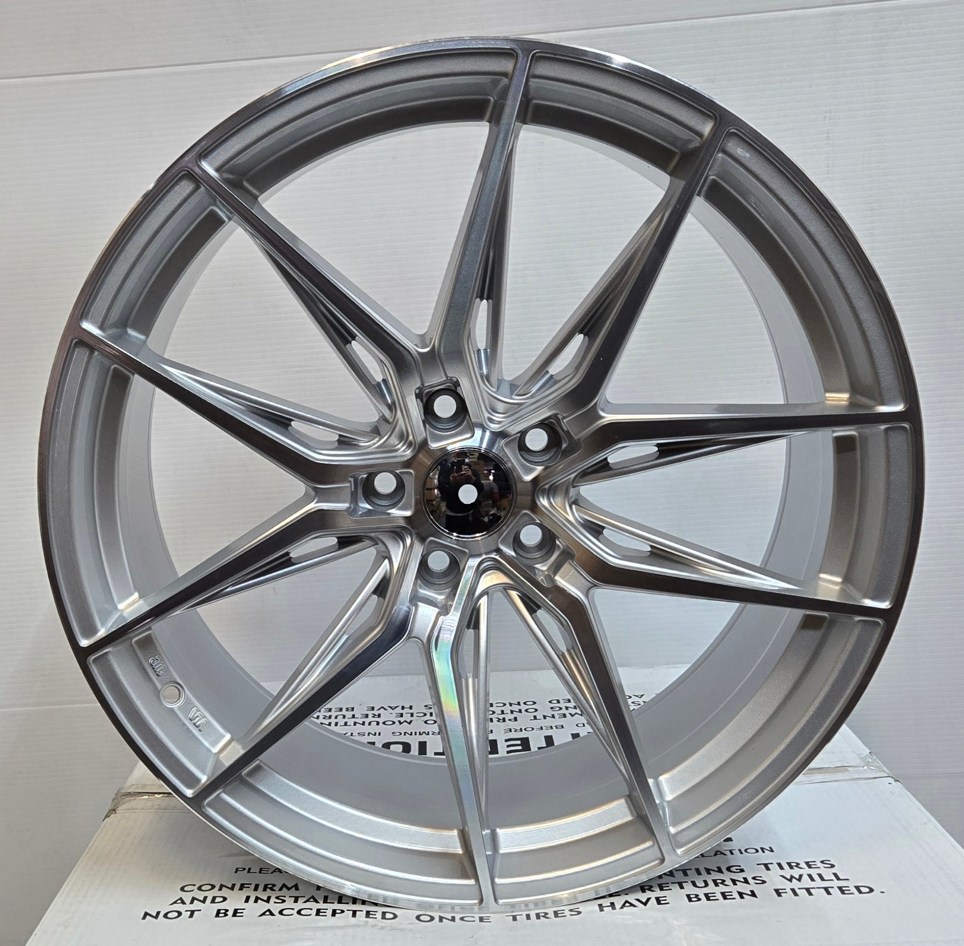 PEGASUS-5559 Si-04 20x10 5x112 / 5x114.3 GLOSS SILVER MACHINED