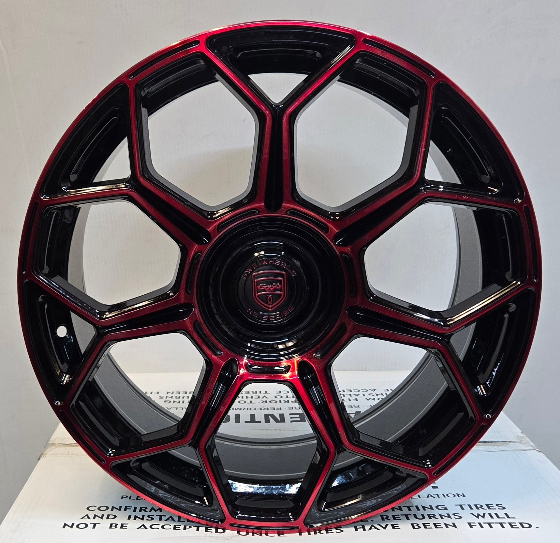 GWG NS6 18x8 BLANK GLOSS BLACK RED FACE