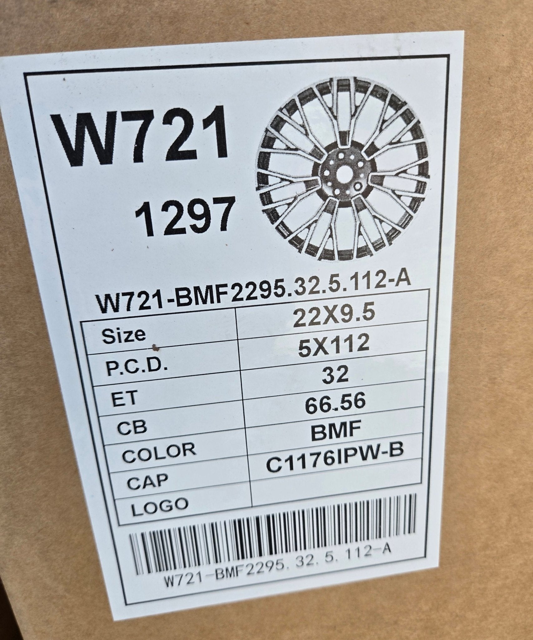 W721 22X9.5 5X112 PIANO BLACK MACHINED FACE