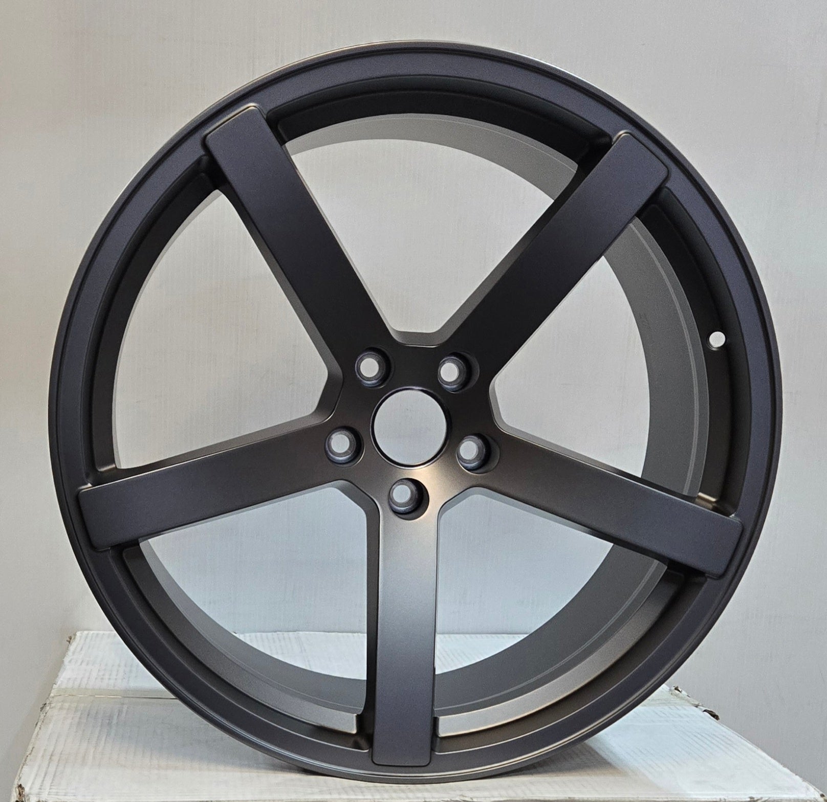 YH6079 20X11.0 5X112 MATTE GUNMETAL