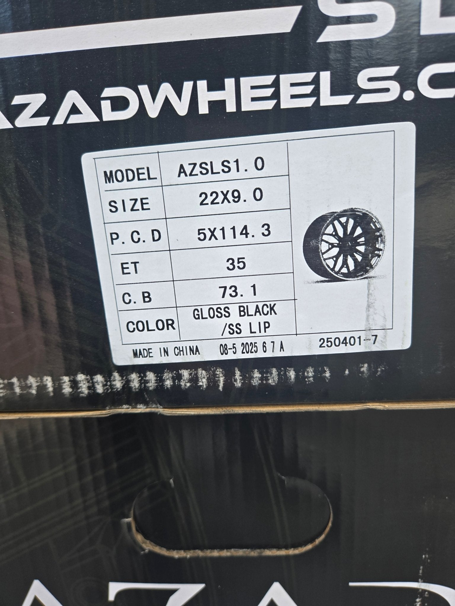 AZAD AZSLS1.0 22x9 5x114.3 GLOSS BLACK WITH CHROME LIP