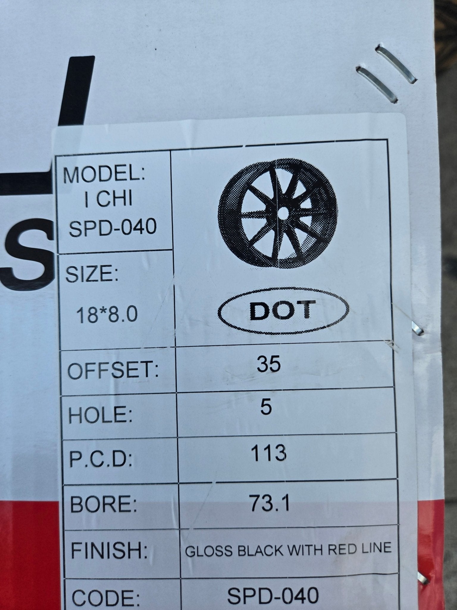 SPD-40 18x8.0 5x112 / 5x114.3 GLOSS BLACK ITH RED MILLED