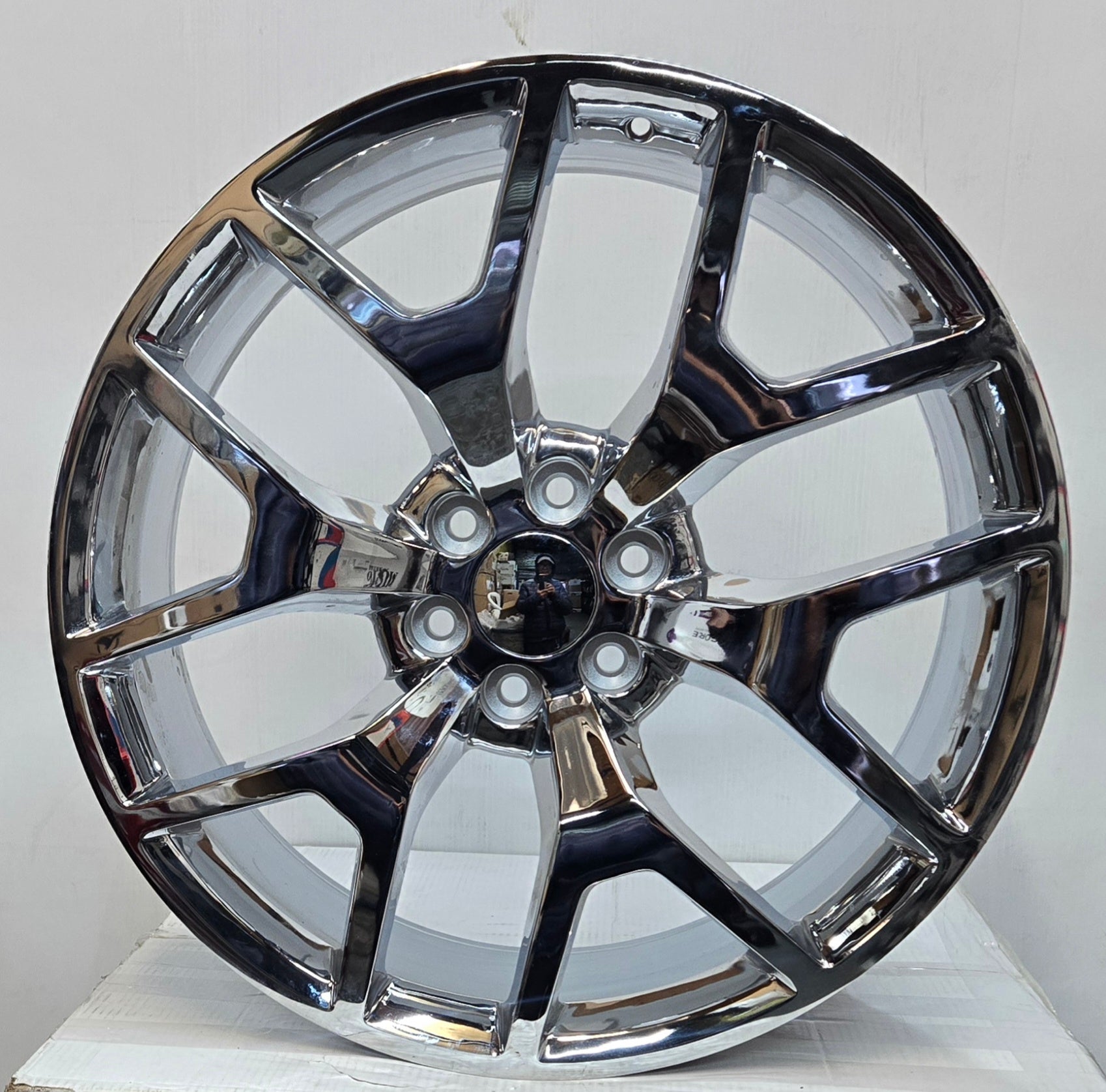 REP288 24X10 6X239.7 CHROME