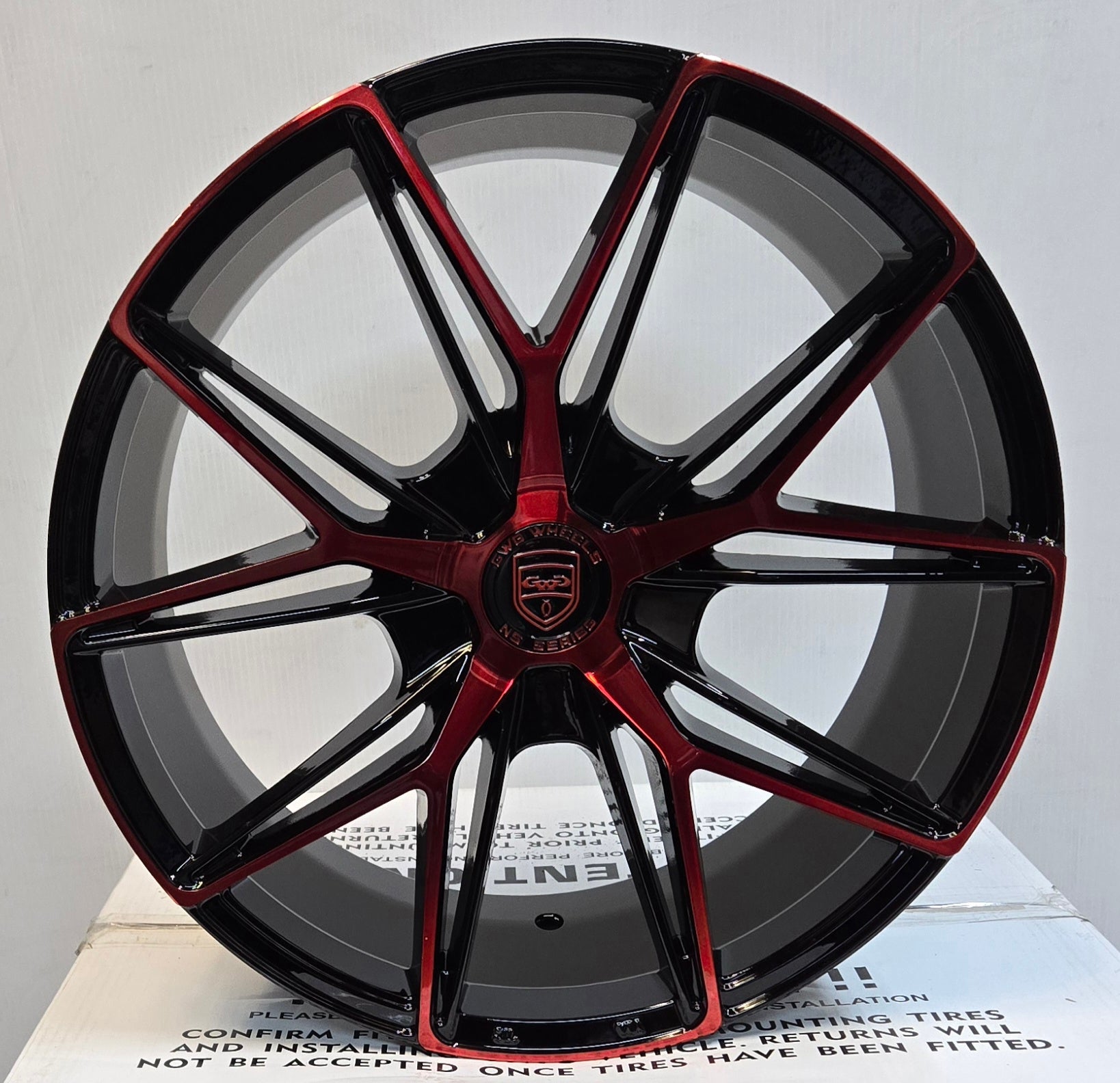 GWG NS4 18x8 BLANK GLOSS BLACK RED FACE