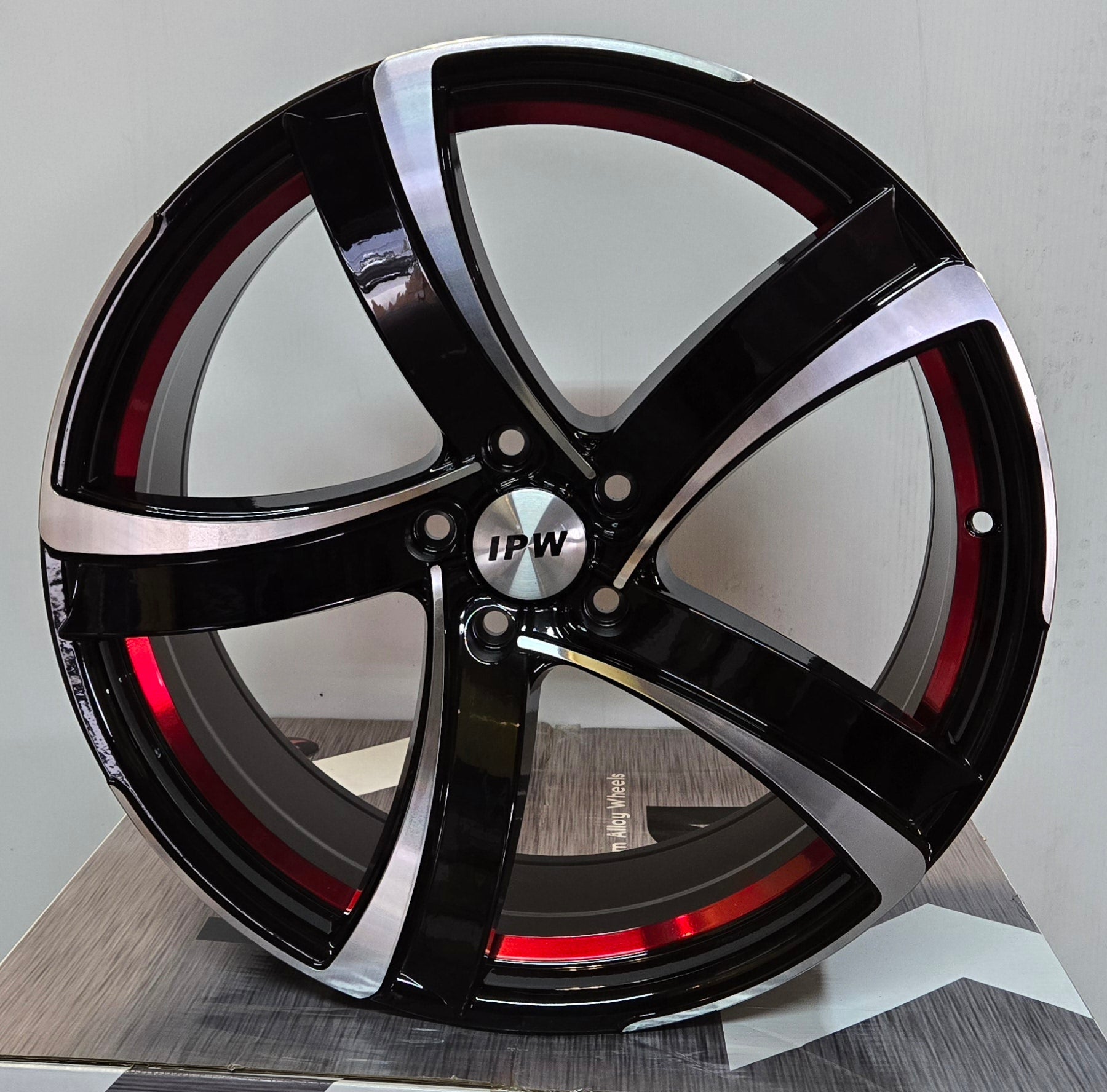 FM115 20X8.5 5X114.3 GLOSS BLACK MACHINED FACE RED UNDER CUT