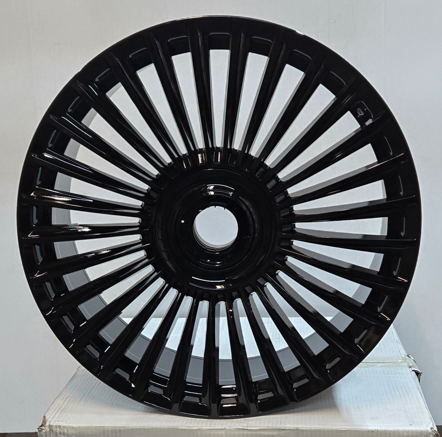 W841 22X10.5 5X112 5X114.3 5x120 GLOSS BLACK