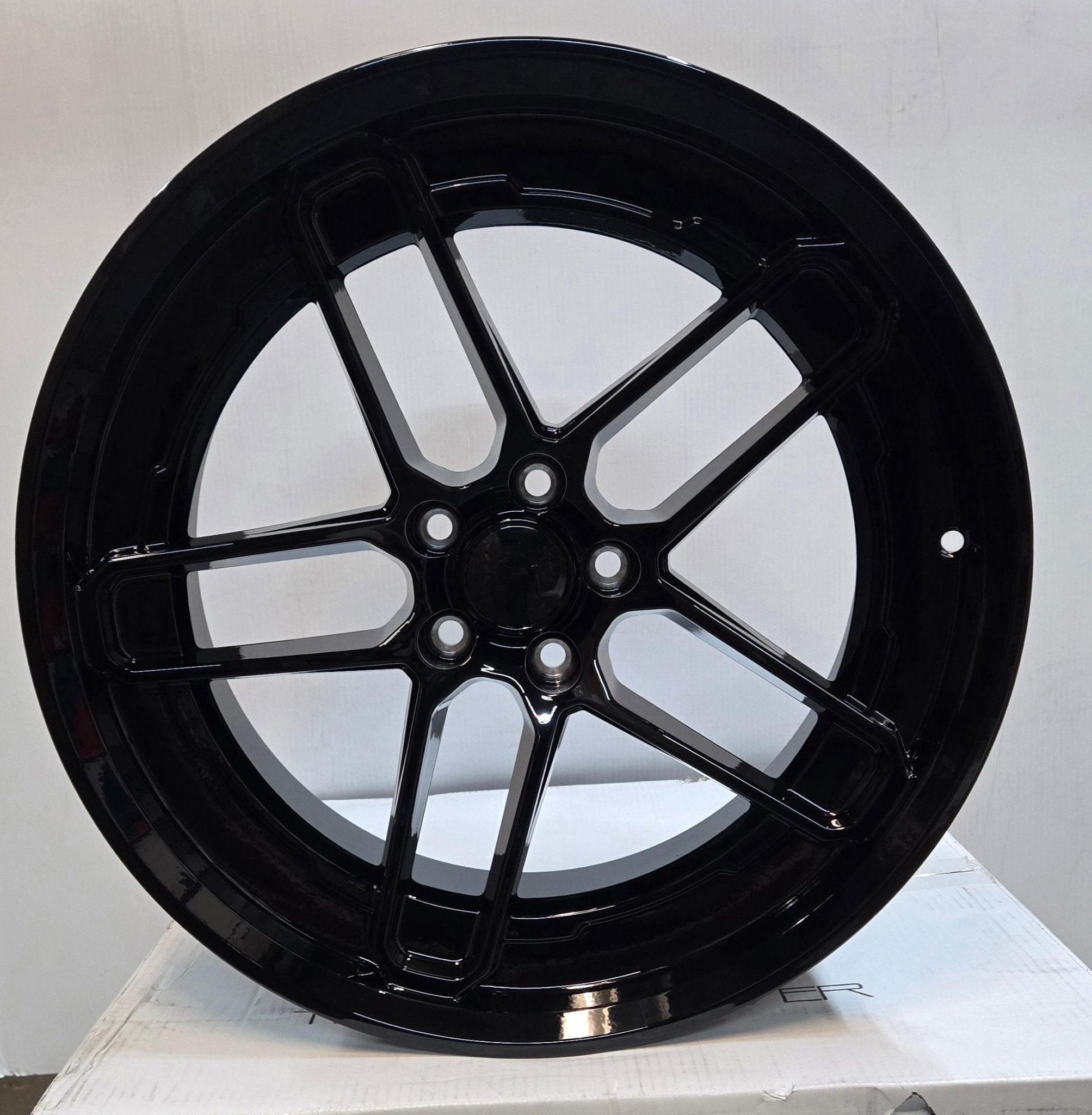 HF5217 SRT DEMON FLOW FORM 20X9.5 5X115 PIANO BLACK