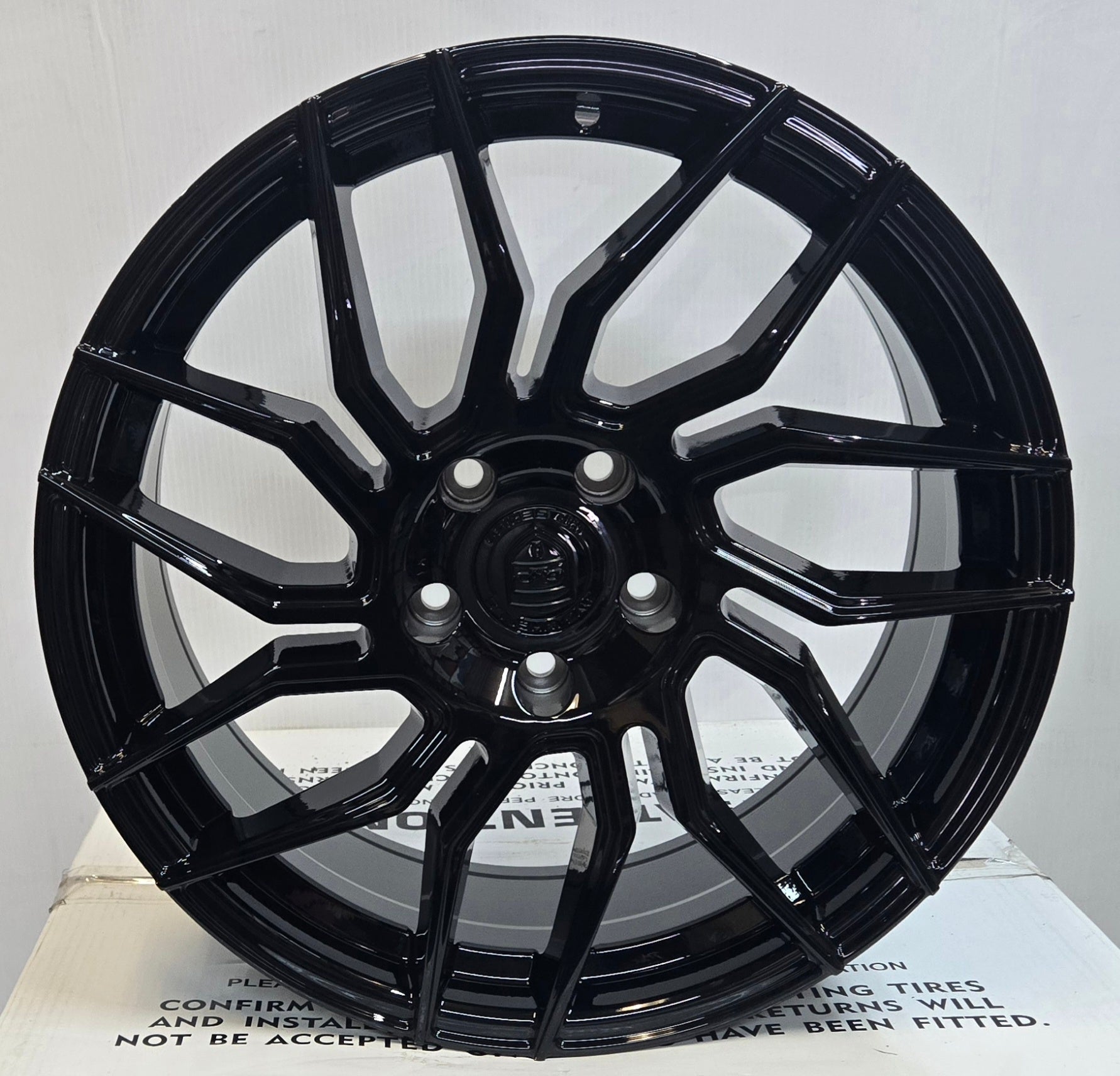 GWG HP2 18X8.0 5X114.3 BLOSS BLACK