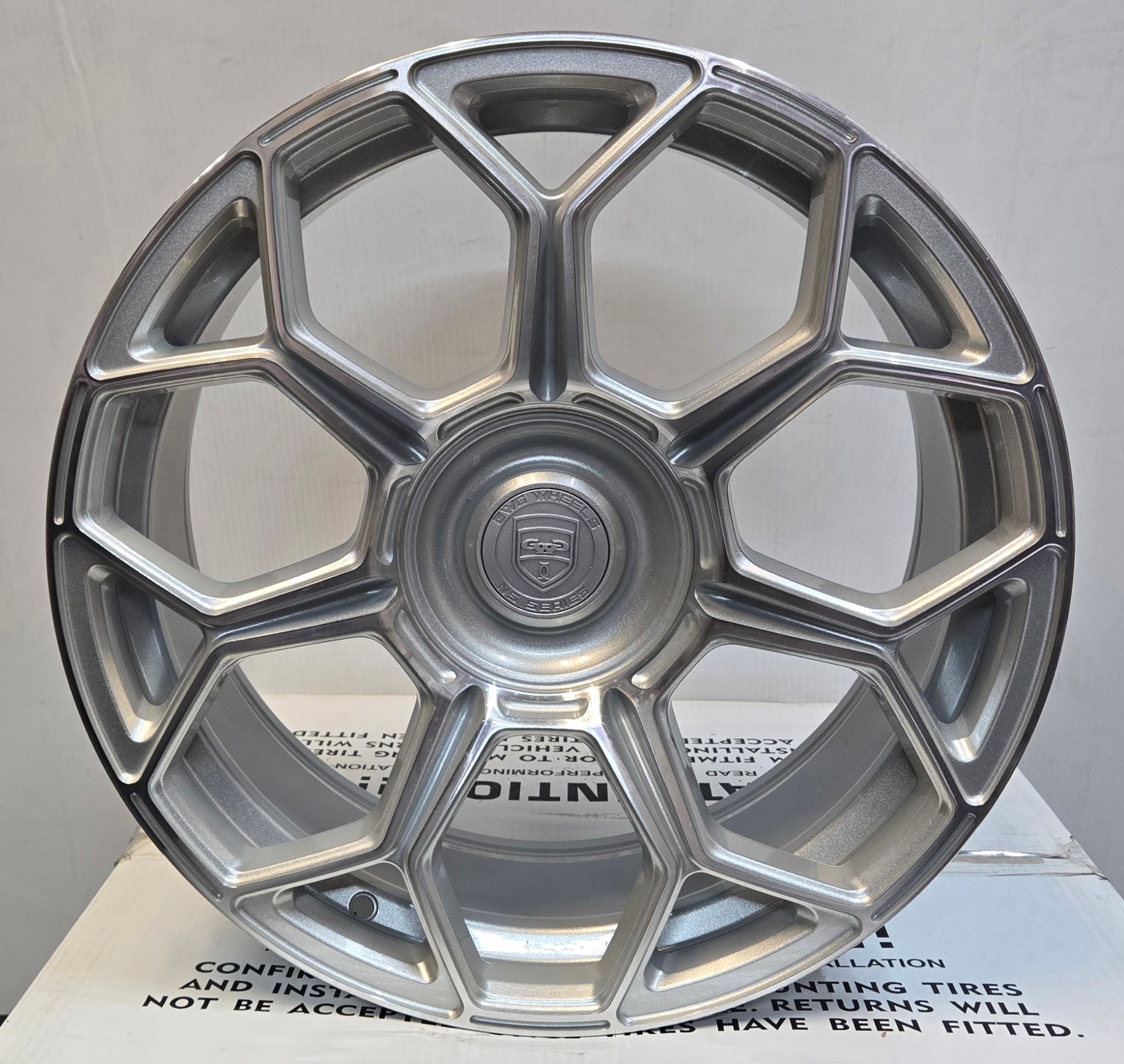 GWG NS6 18x8 5X108 5X110 SILVER MACHINE FACE