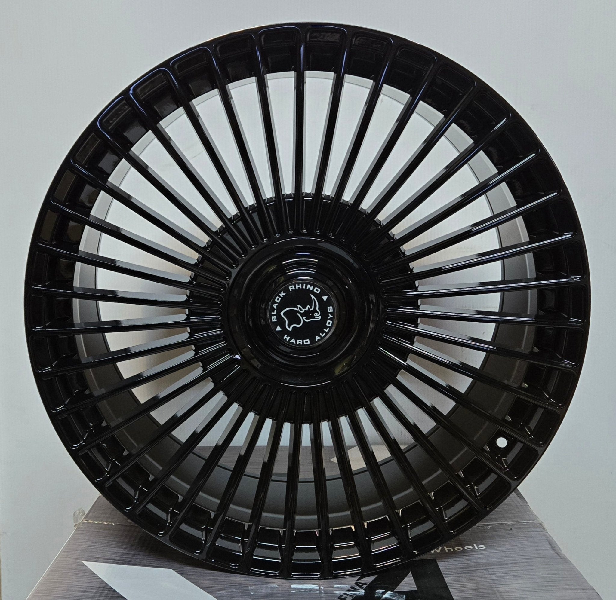 FF77 24X10 6X139.7 PIANO BLACK FLORING CAP FLOW FORGED