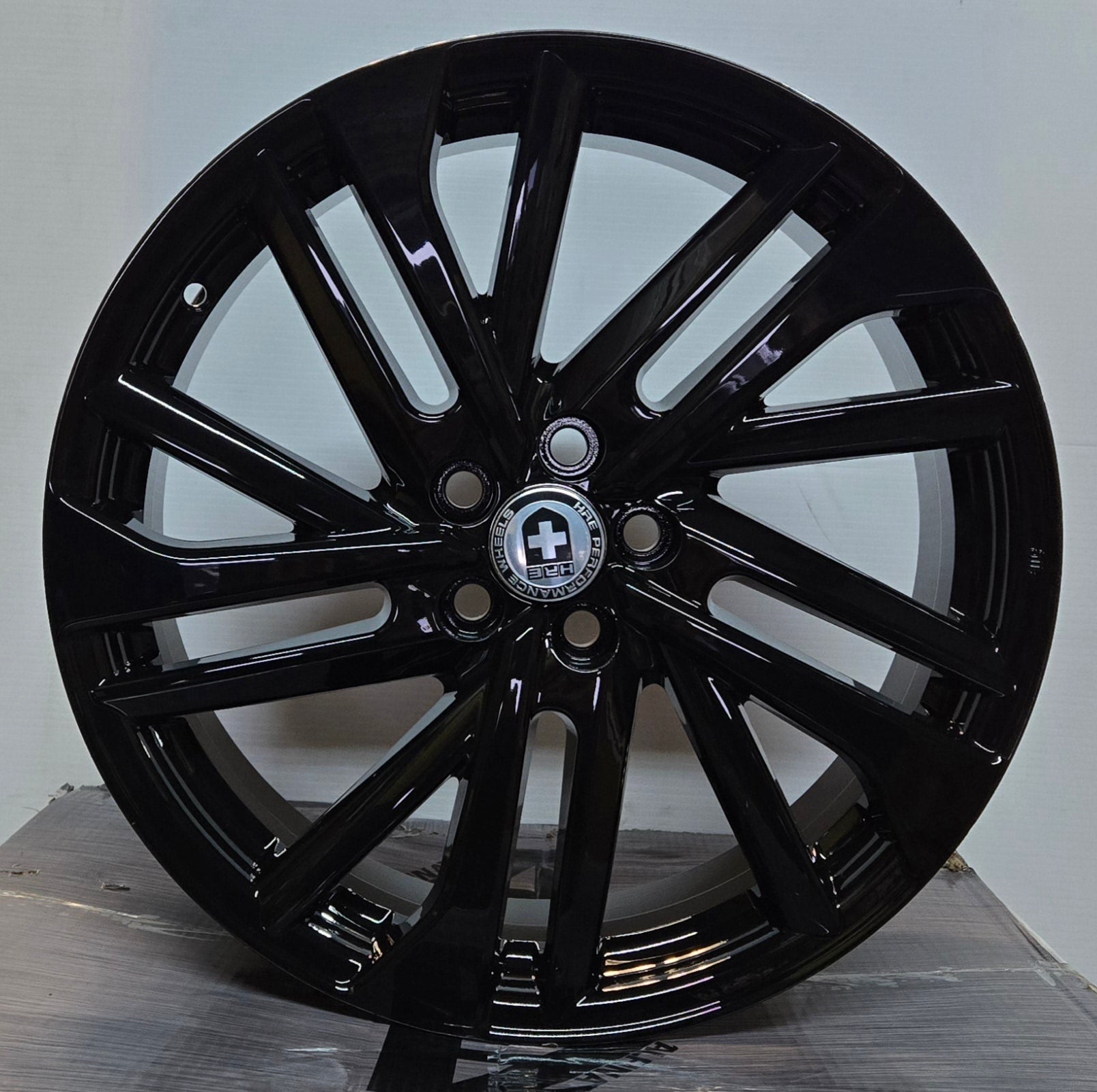 CT2540 18X7.5 5X100 GLOSS BLACK